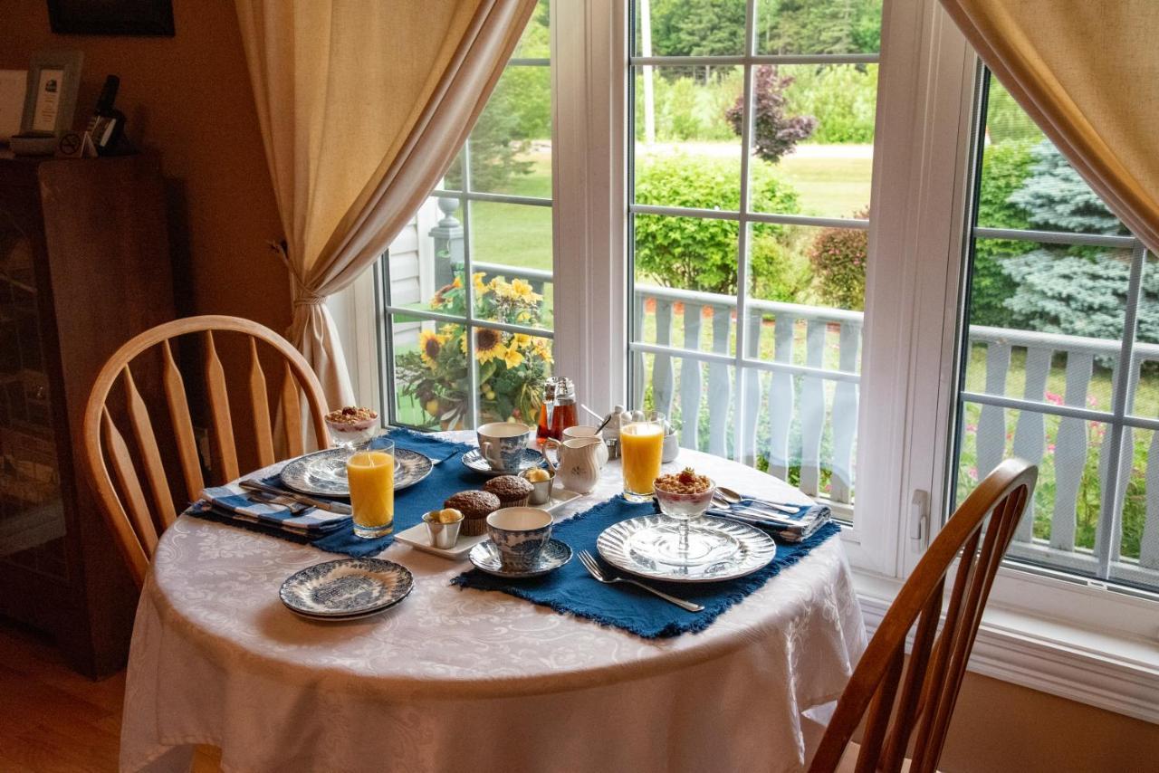 Baker Shore Bed And Breakfast サマーサイド エクステリア 写真