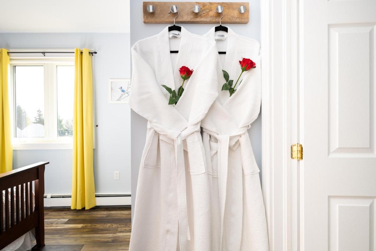 Baker Shore Bed And Breakfast サマーサイド エクステリア 写真